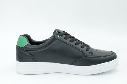 Casual sneakers