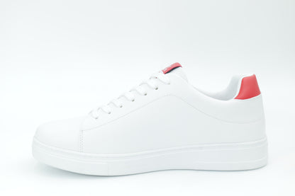 Casual sneakers