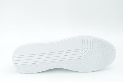 Casual sneakers