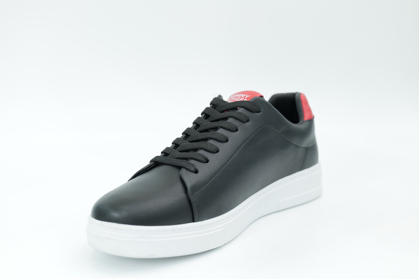 Casual sneakers