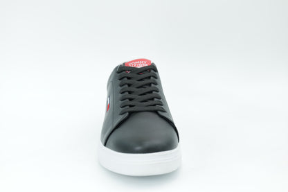 Casual sneakers