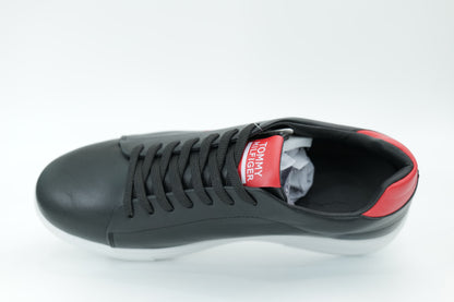 Casual sneakers