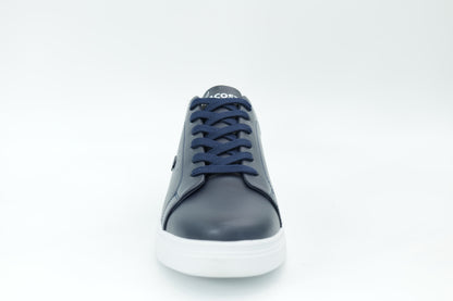 Casual sneakers