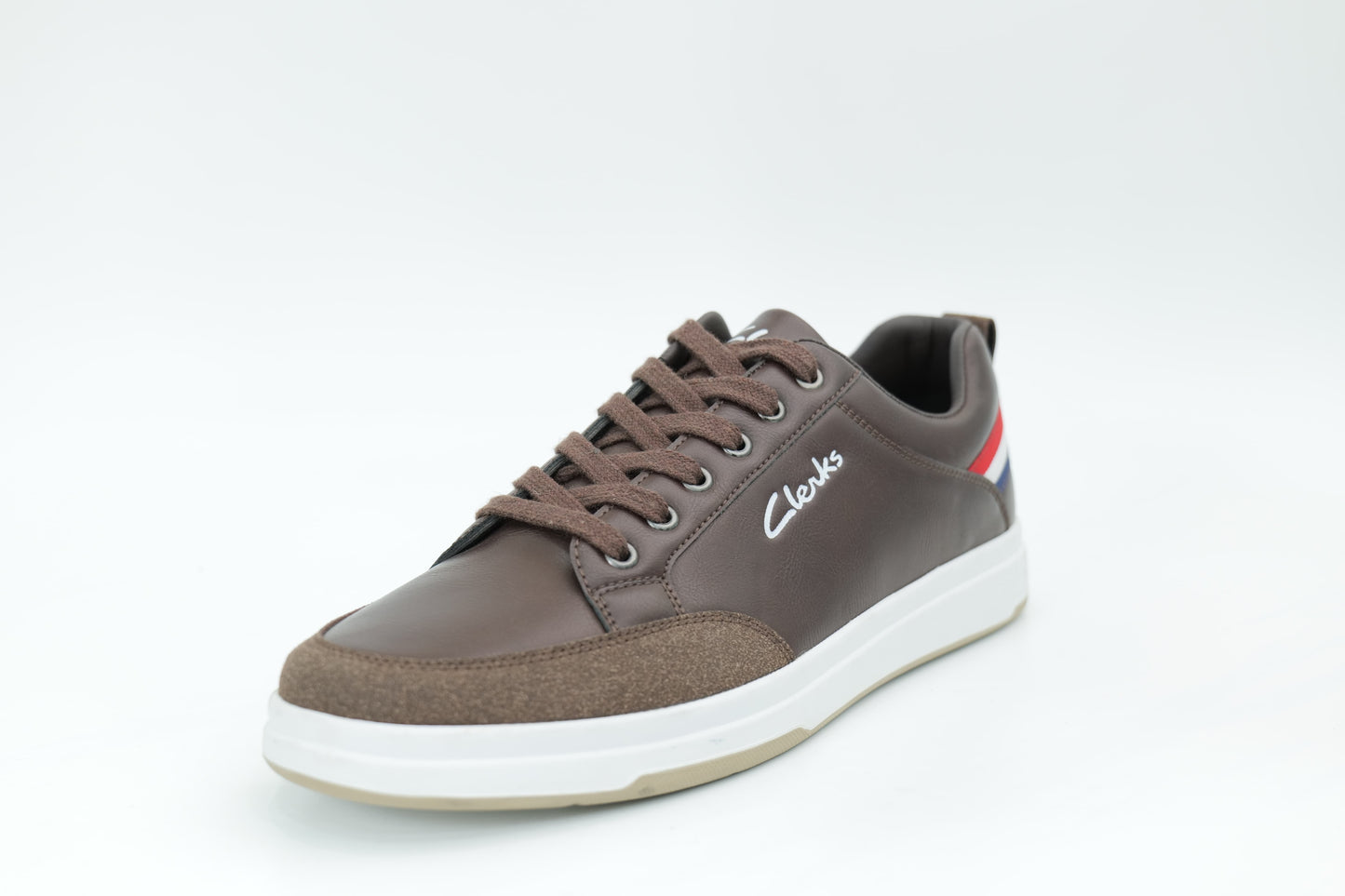 Casual sneakers