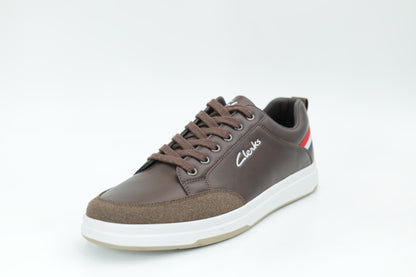 Casual sneakers