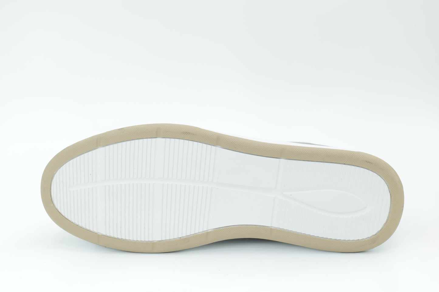 Casual sneakers