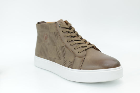 Casual sneakers