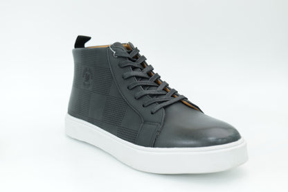 Casual sneakers