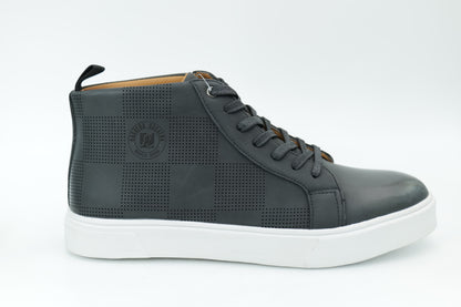Casual sneakers