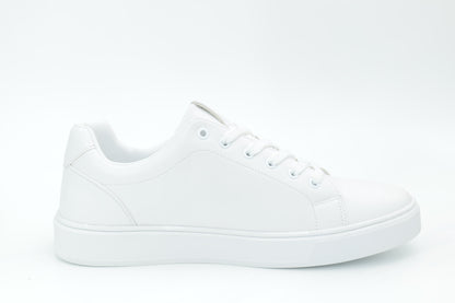 Casual sneakers