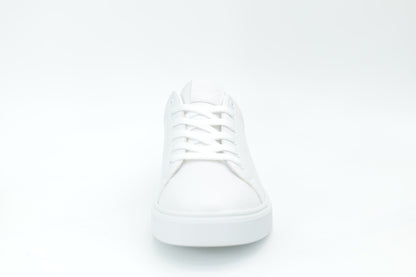 Casual sneakers