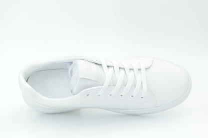 Casual sneakers
