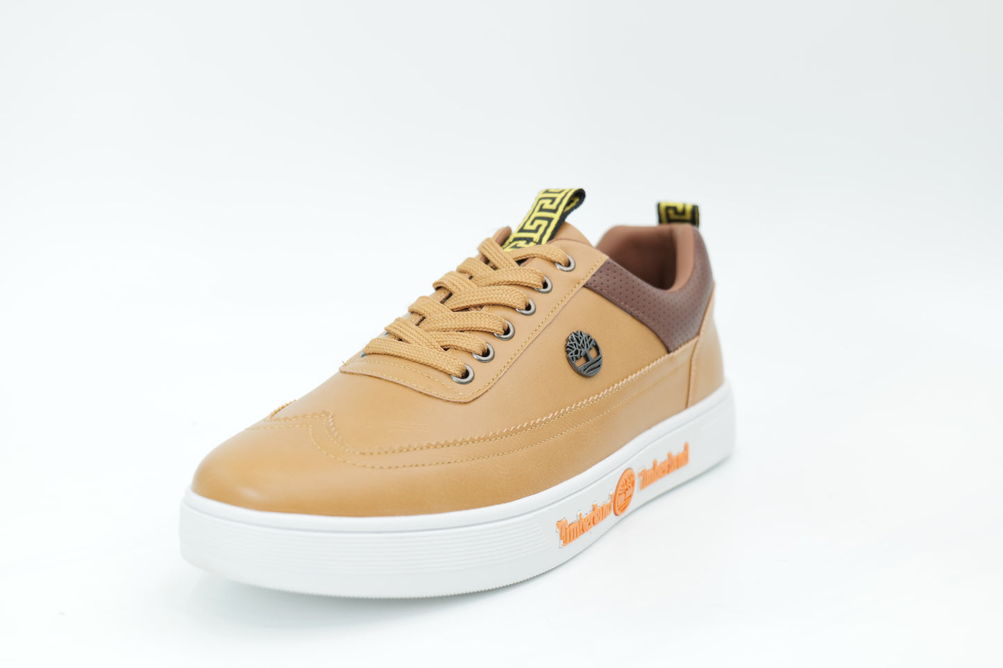Casual sneakers