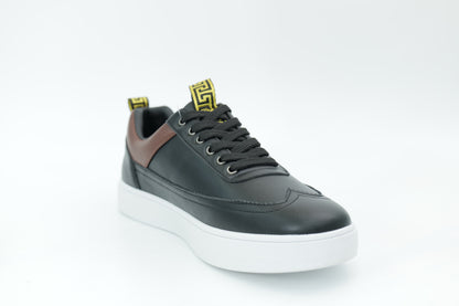 Casual sneakers