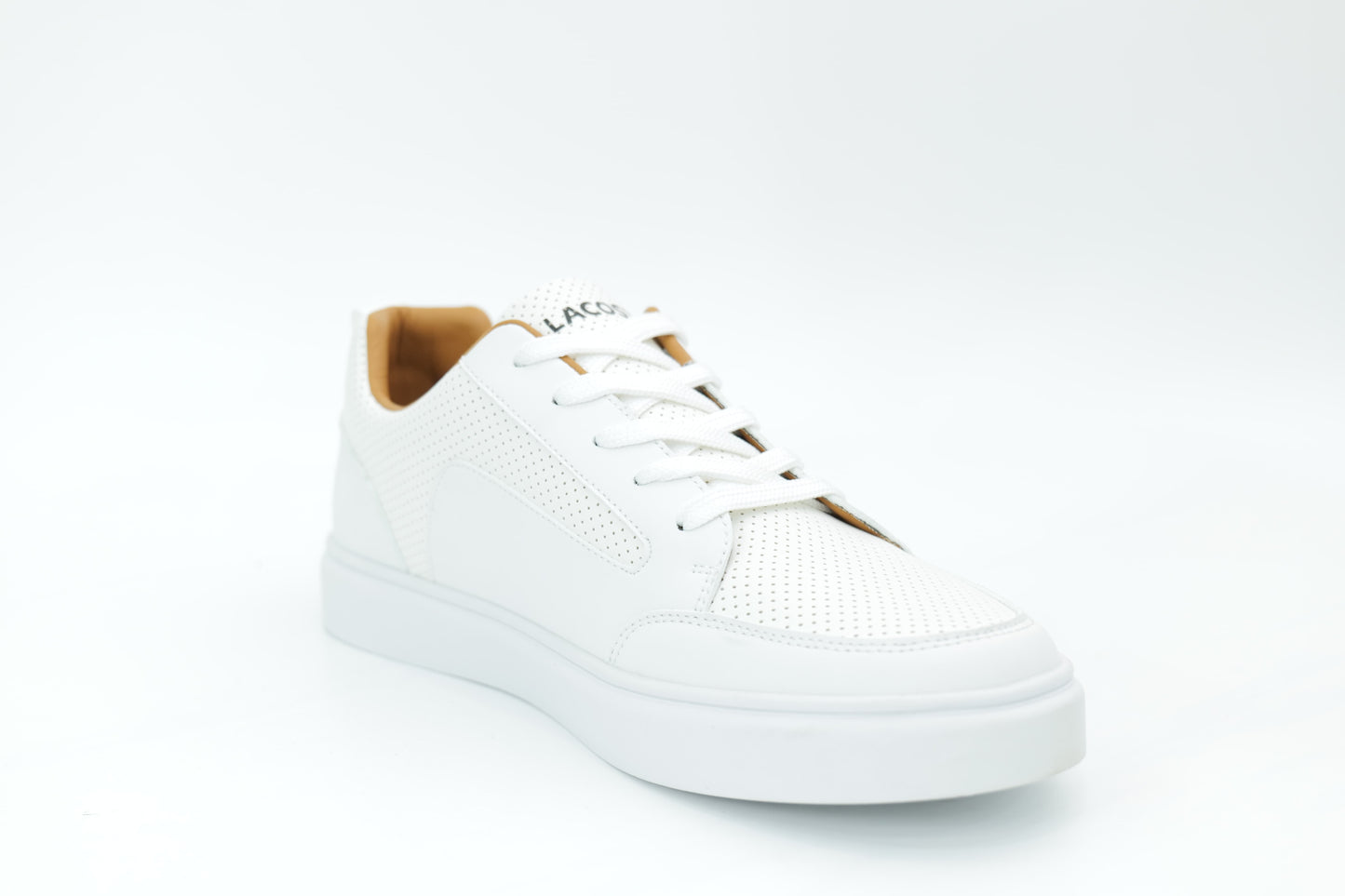 Casual sneakers