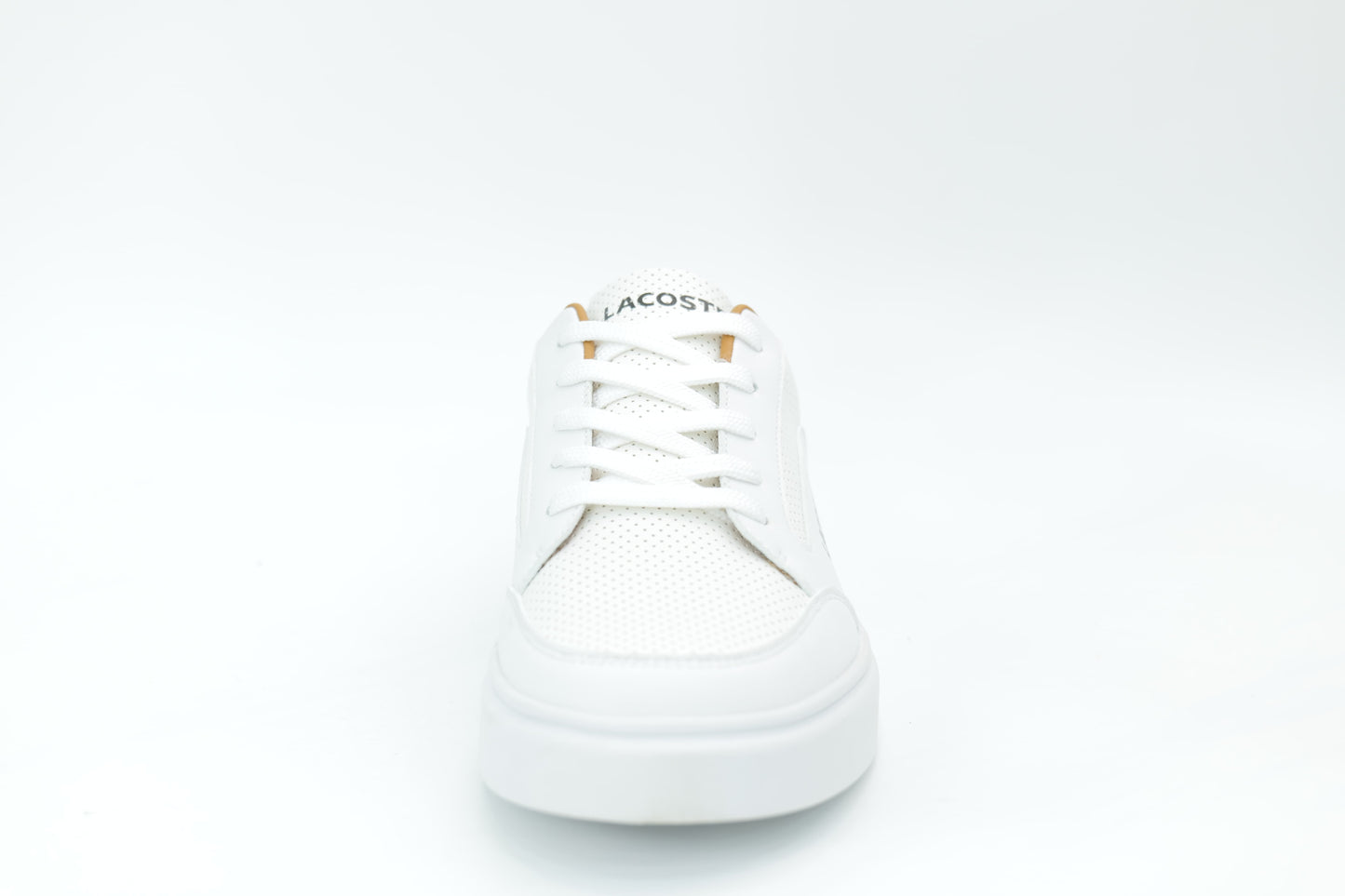Casual sneakers