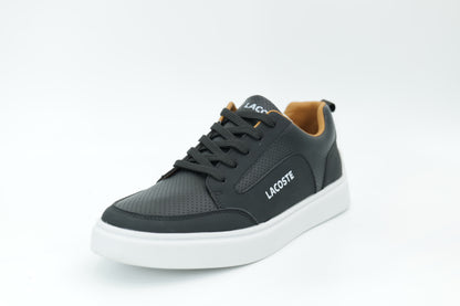 Casual sneakers