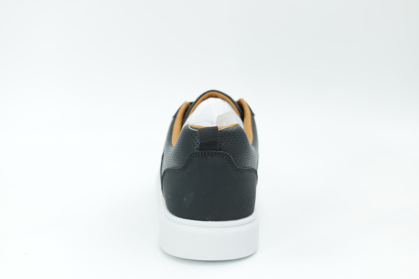 Casual sneakers
