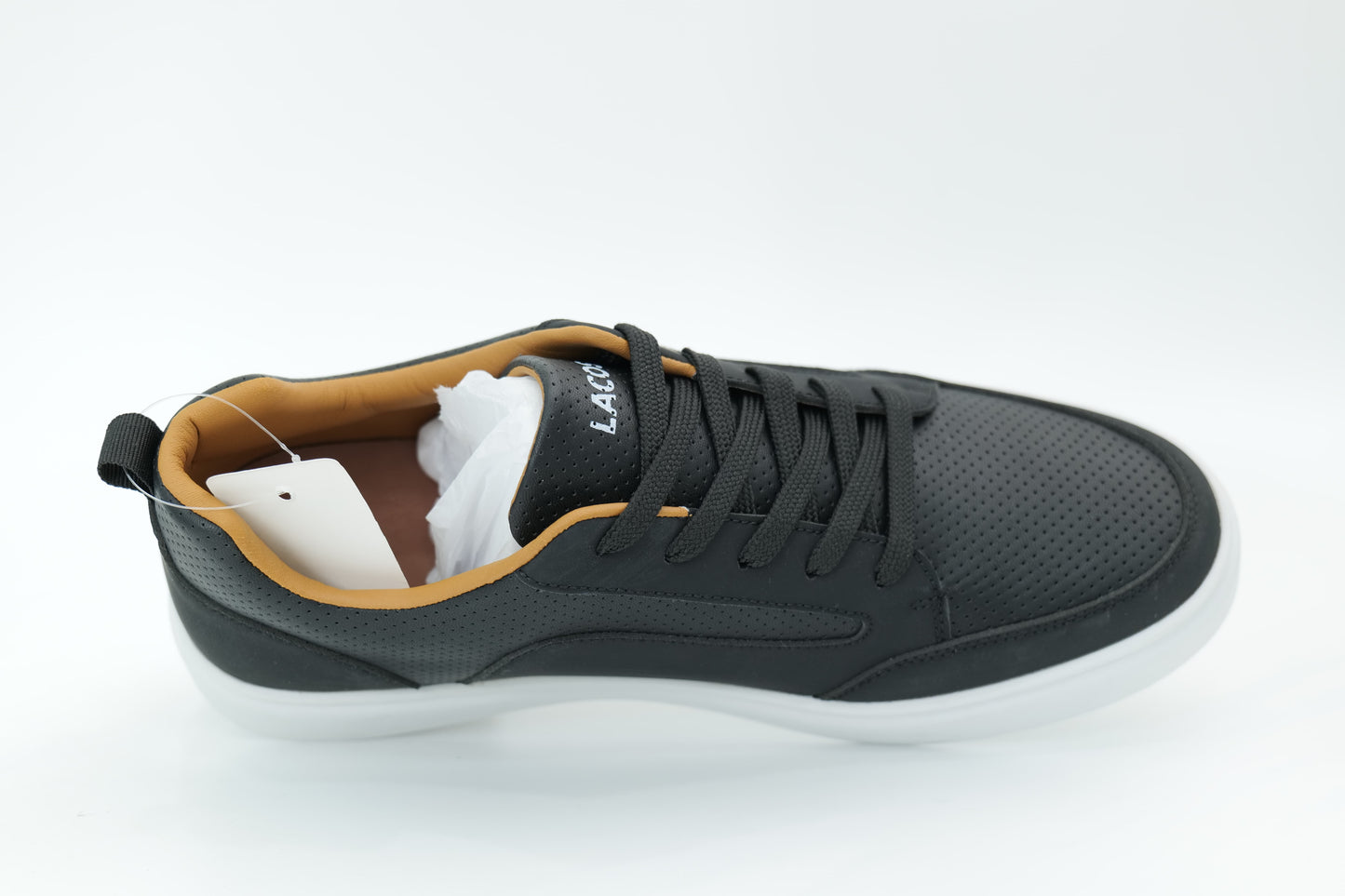 Casual sneakers