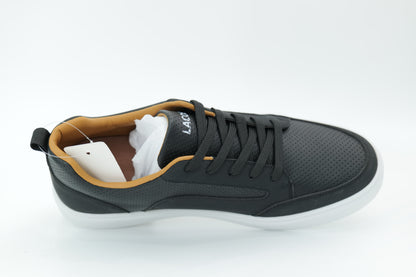 Casual sneakers