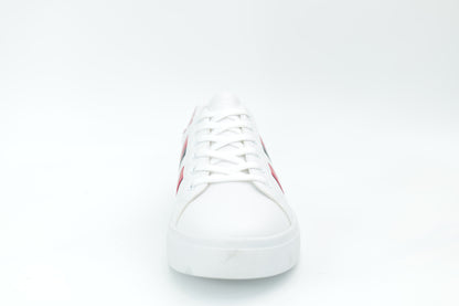 Casual sneakers