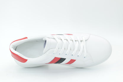 Casual sneakers
