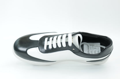 Casual sneakers