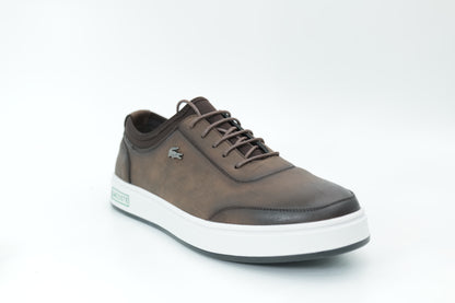 Casual sneakers