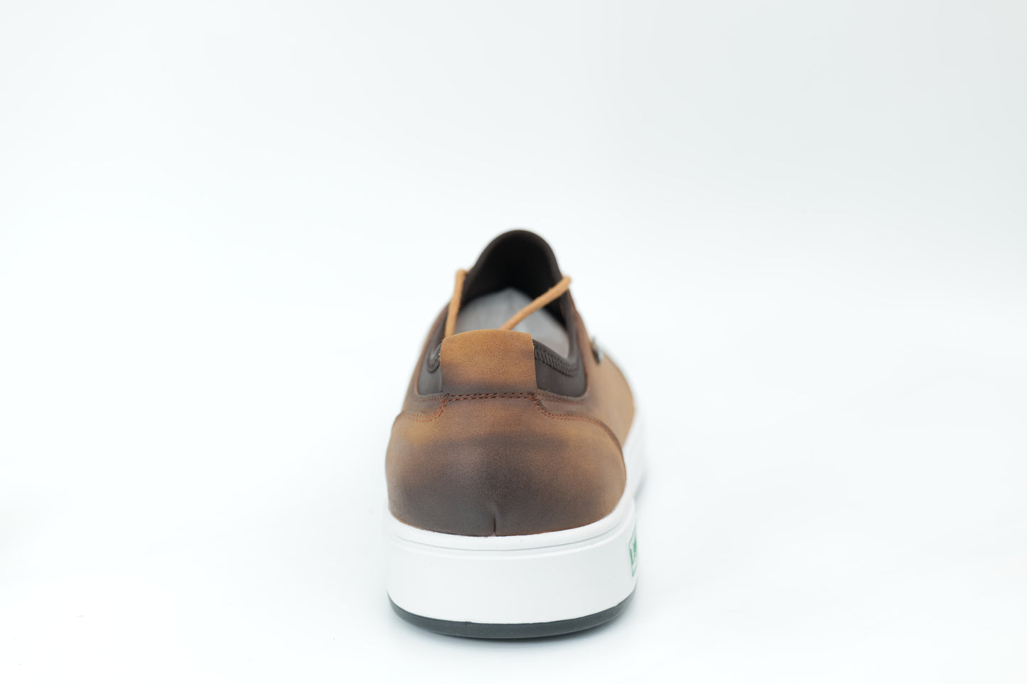 Casual sneakers