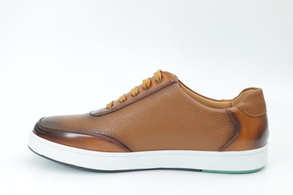 Casual sneakers