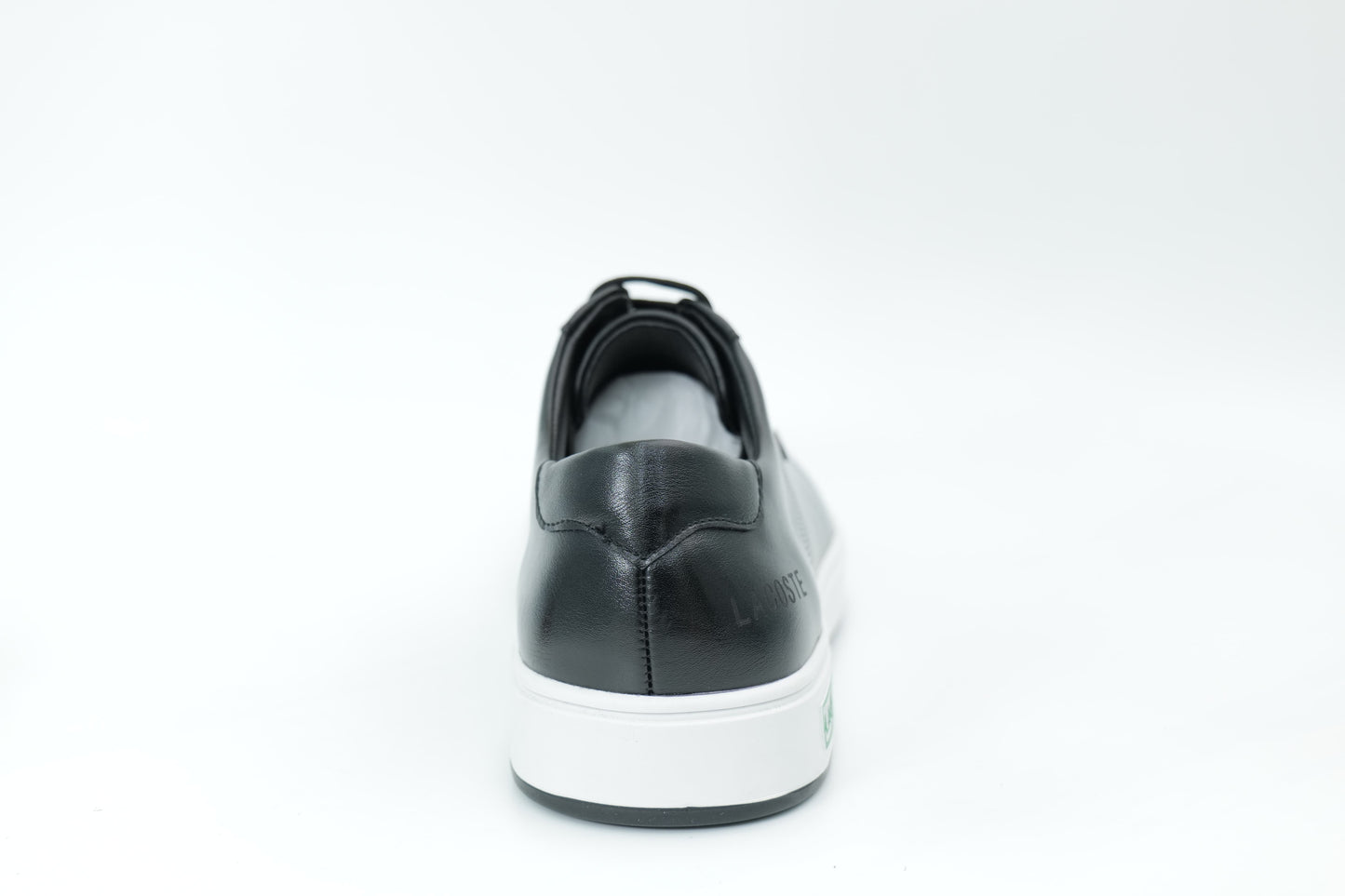 Casual sneakers