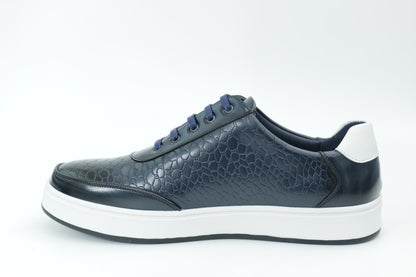 Casual sneakers