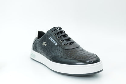 Casual sneakers