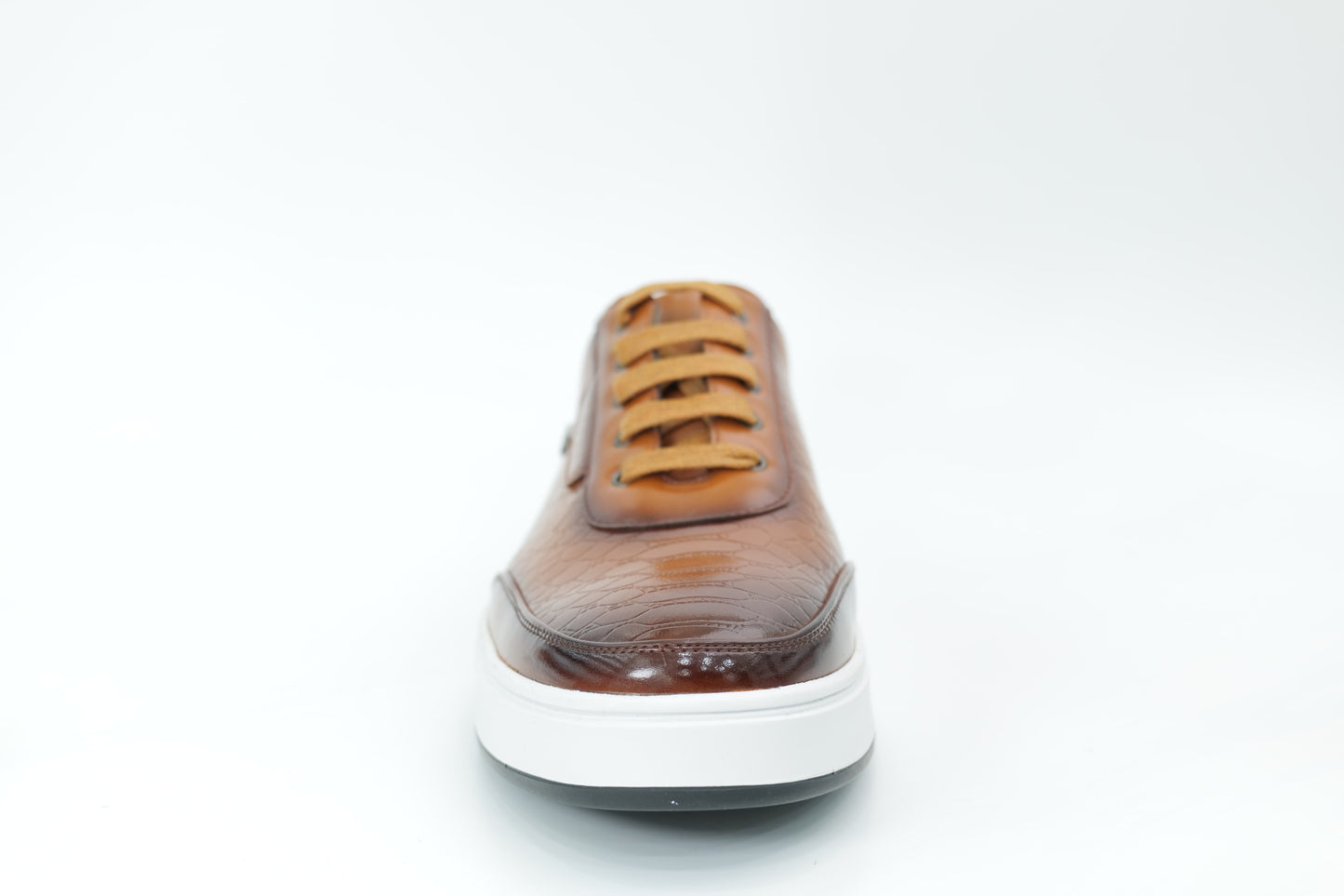Casual sneakers