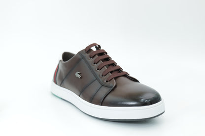Casual sneakers