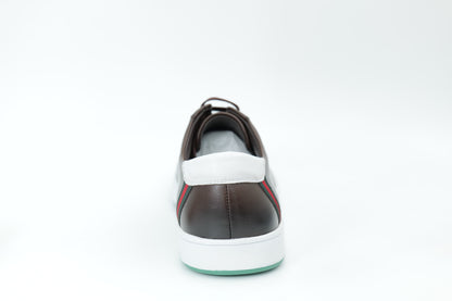 Casual sneakers