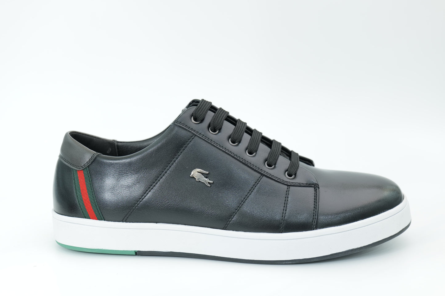 Casual sneakers