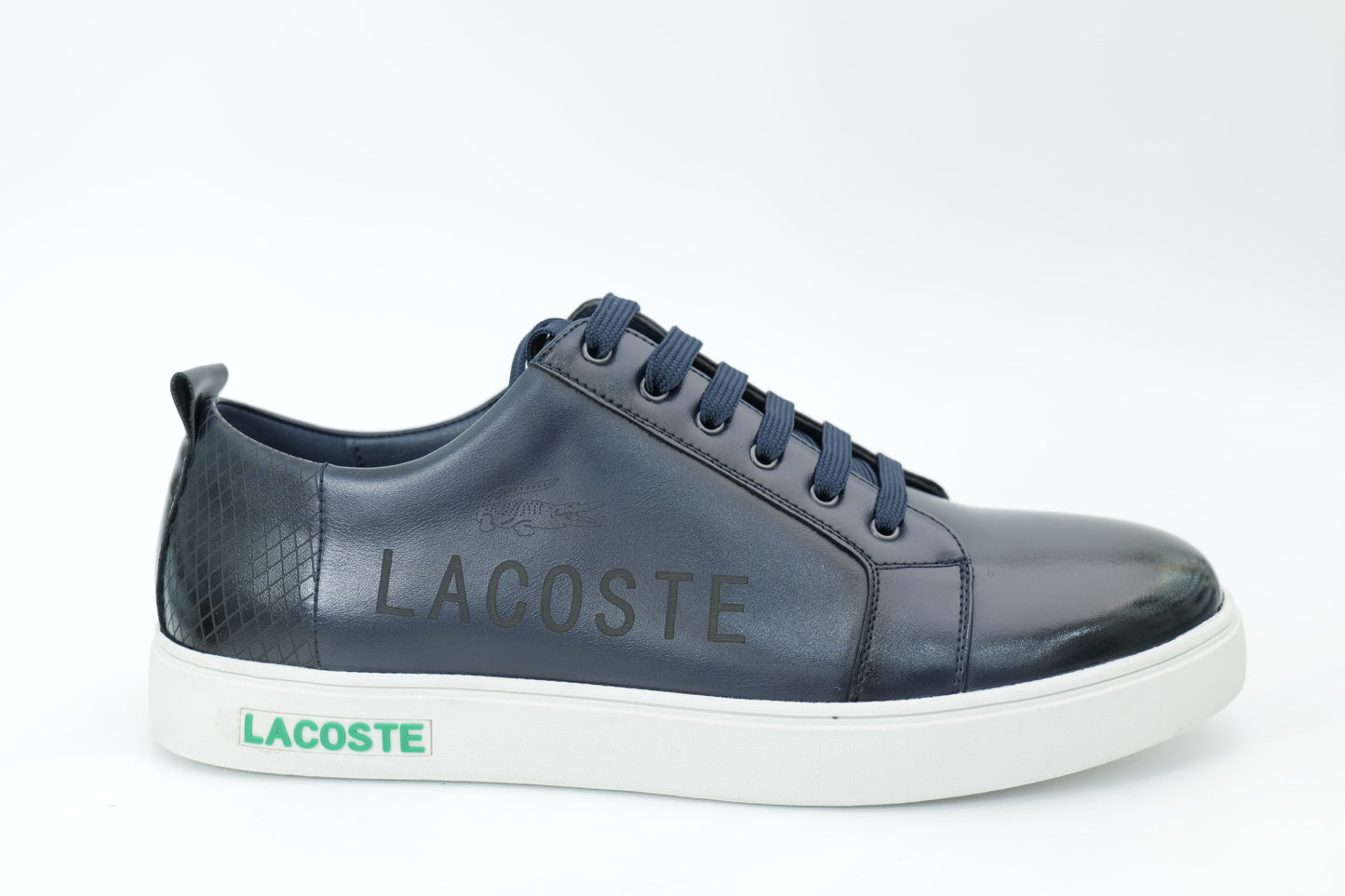 Casual sneakers