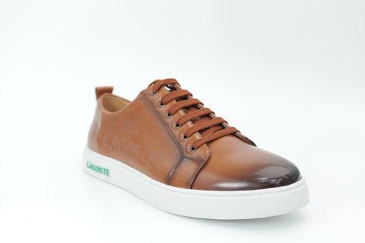Casual sneakers