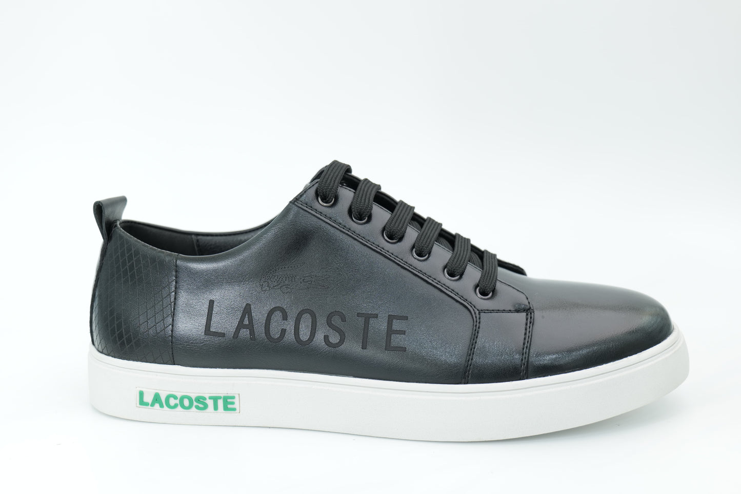 Casual sneakers