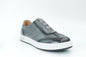 Casual sneakers
