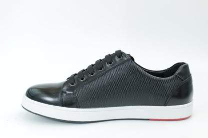 Casual sneakers