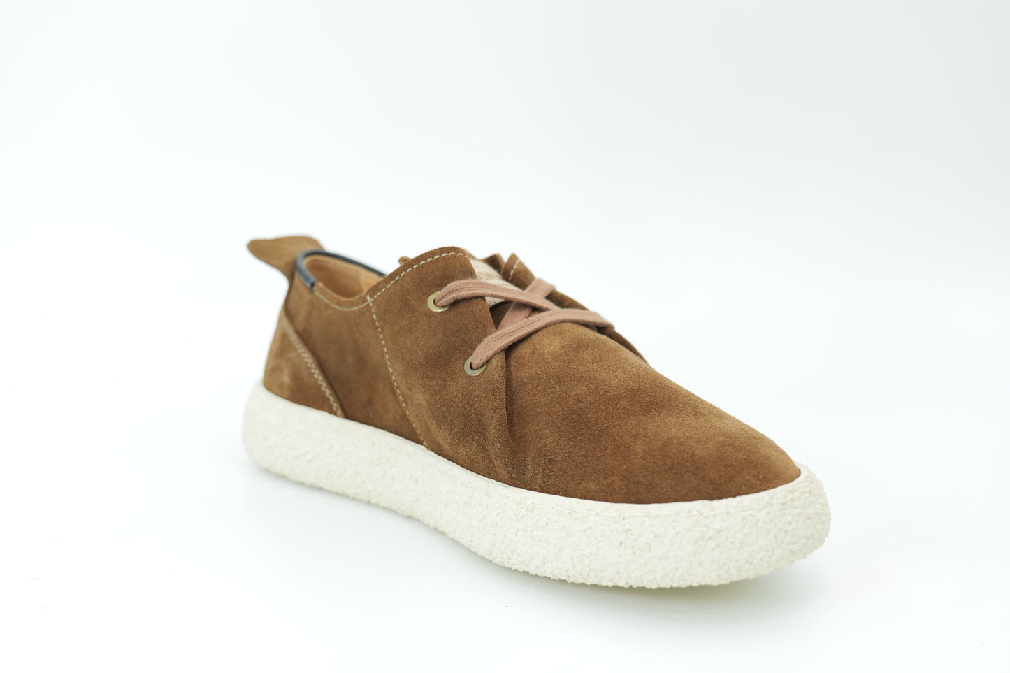 Casual sneakers