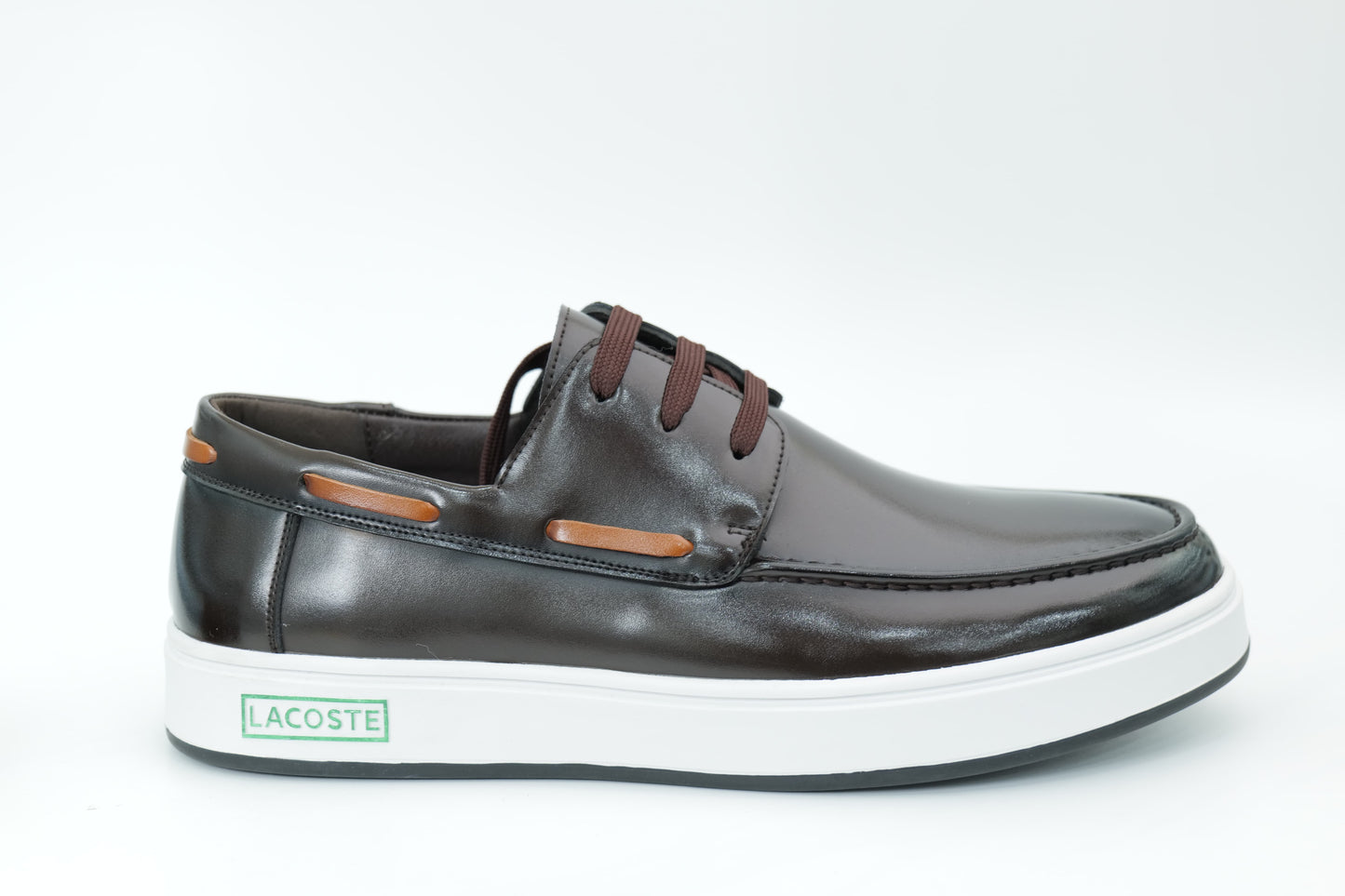 Casual sneakers