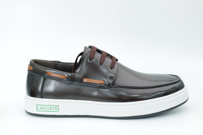 Casual sneakers