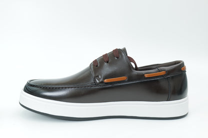 Casual sneakers