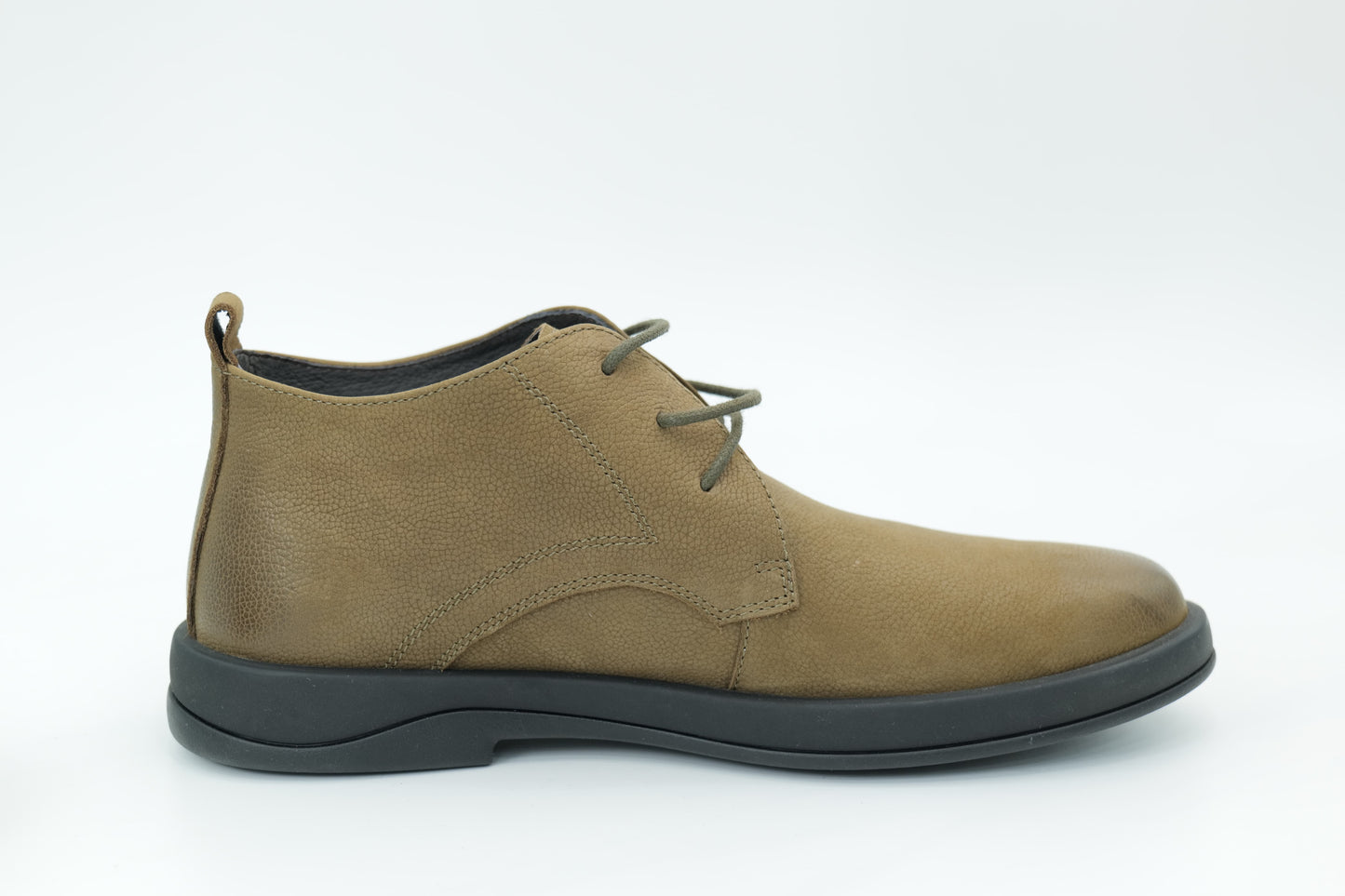 Casual shoes
