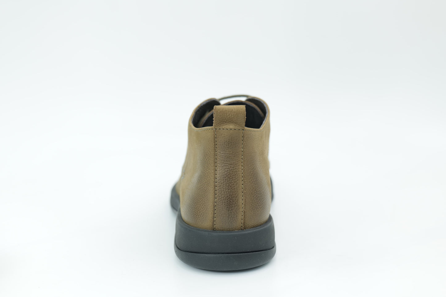 Casual shoes
