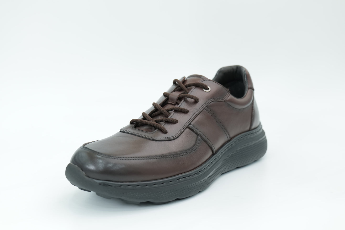 Casual shoes