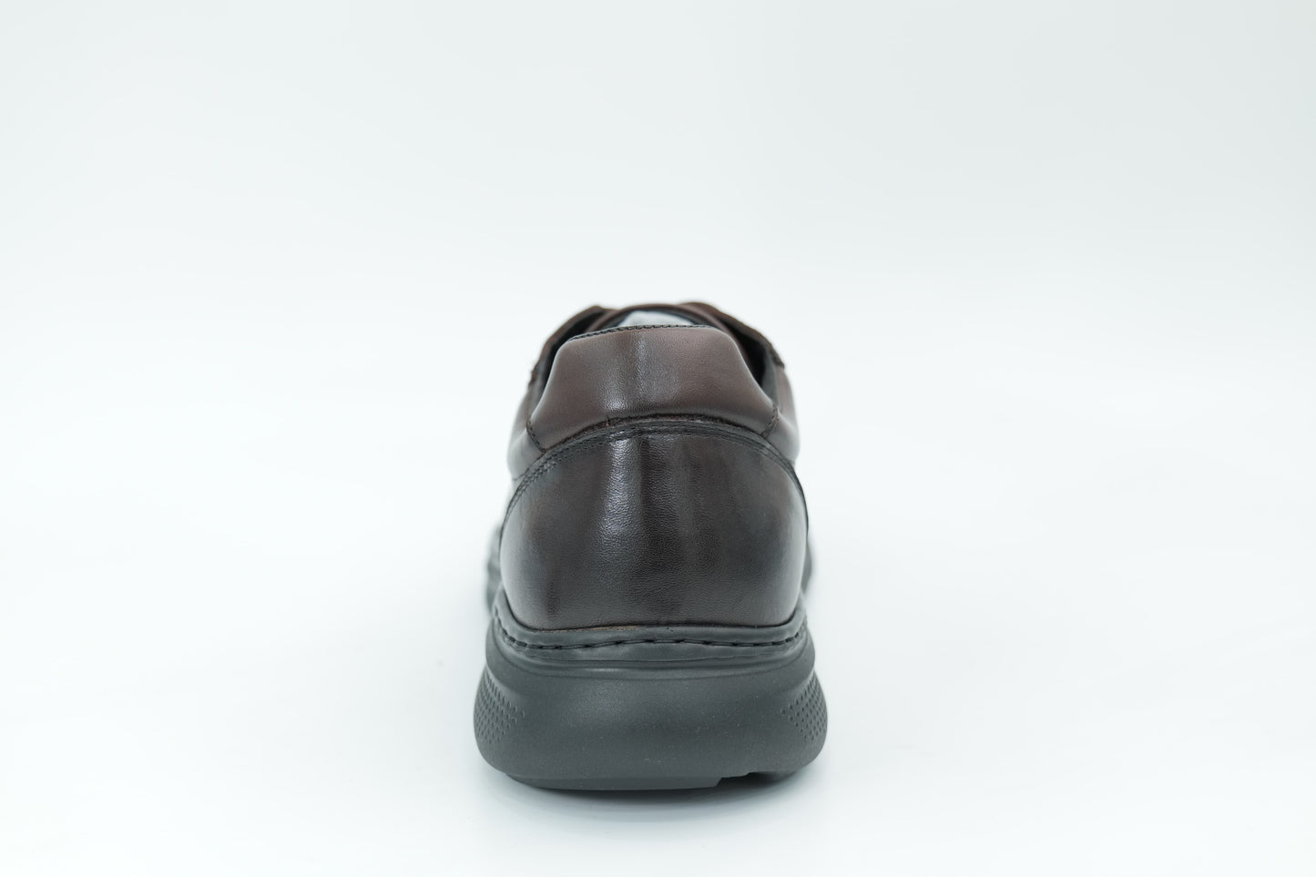 Casual shoes